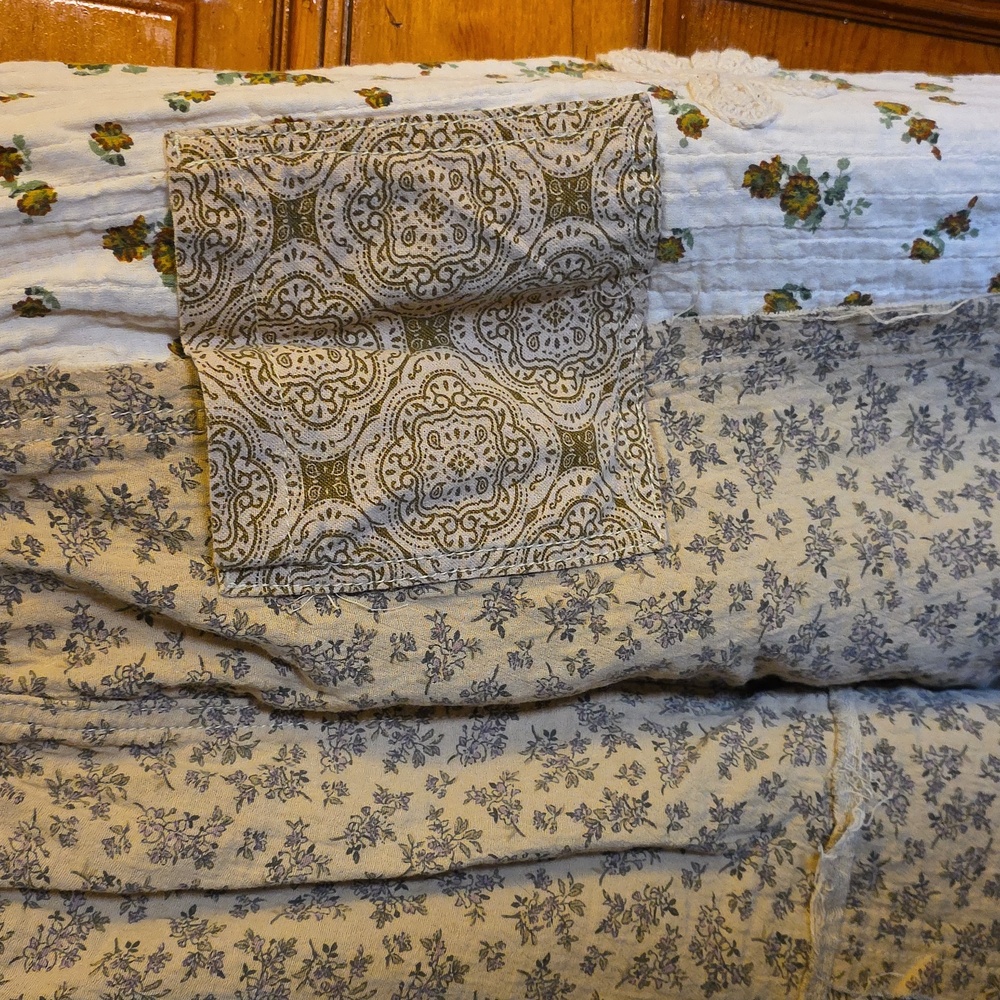 POL Patchwork Jogger Pants MED - image 6